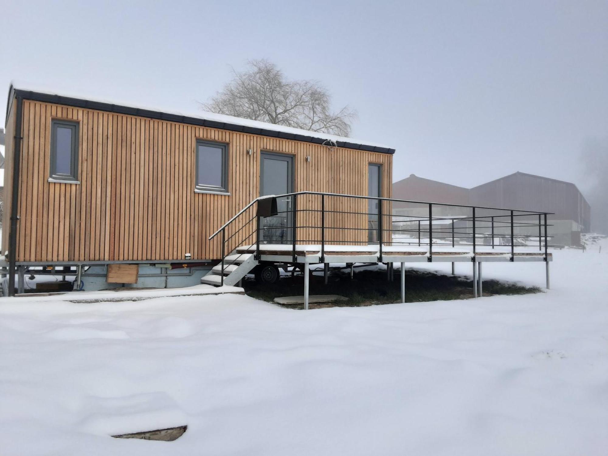 Au P'Tit Pre Des Salers Hamois Exterior foto